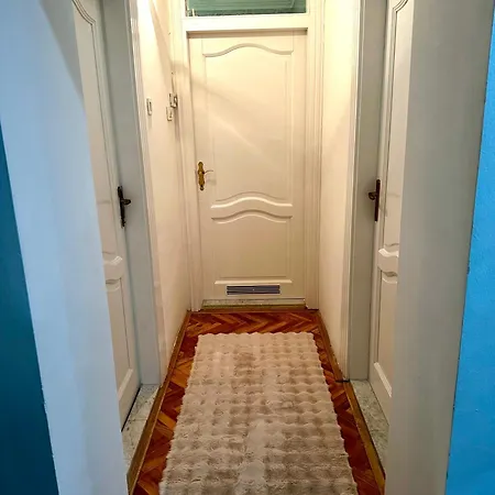 Ember Spacious 2br Near Eternal Flame Сараево
